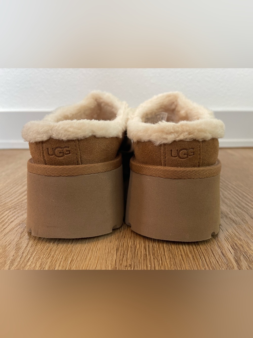 UGG Chestnut Suede Shearling-Trim Mule Size 9 - Picture 6 of 12